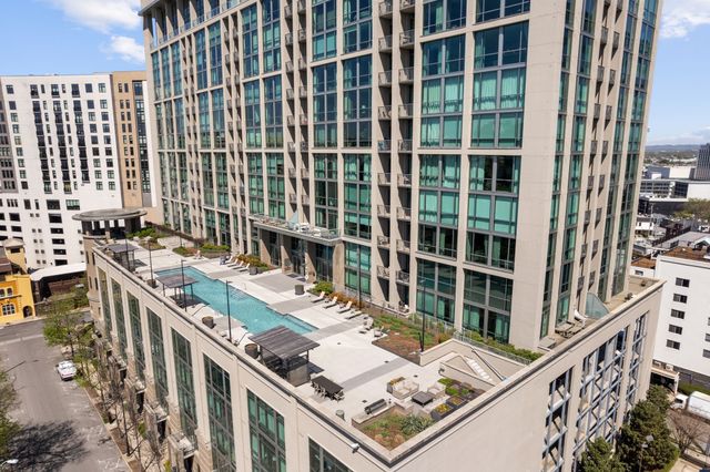 900 20th Ave S Apt 711, Nashville, TN 37212