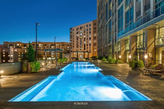 900 20th Ave S Apt 711, Nashville, TN 37212