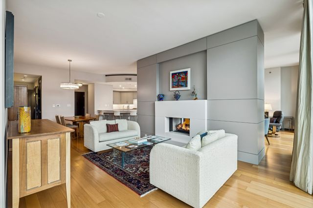 900 20th Ave S Apt 711, Nashville, TN 37212