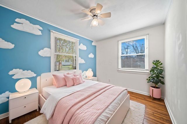 587 Kenbrook Drive, Worthington, OH 43085