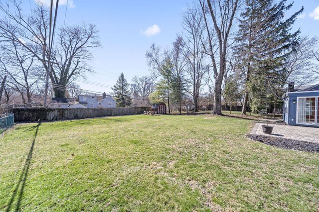 587 Kenbrook Drive, Worthington, OH 43085