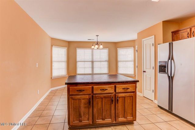 905 Fairway Pointe Cove, Hernando, MS 38632