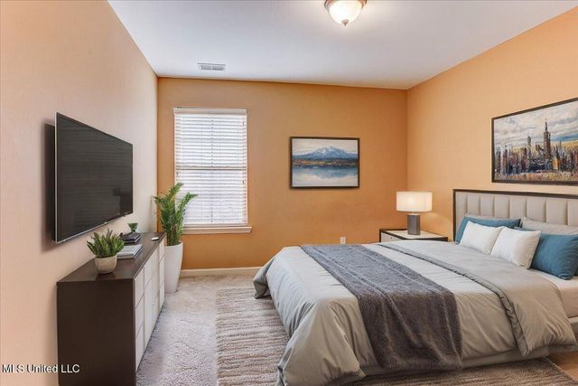 905 Fairway Pointe Cove, Hernando, MS 38632