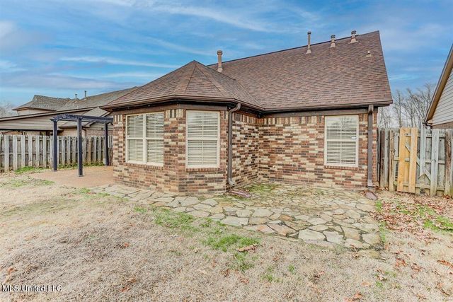 905 Fairway Pointe Cove, Hernando, MS 38632