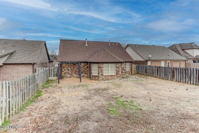 905 Fairway Pointe Cove, Hernando, MS 38632