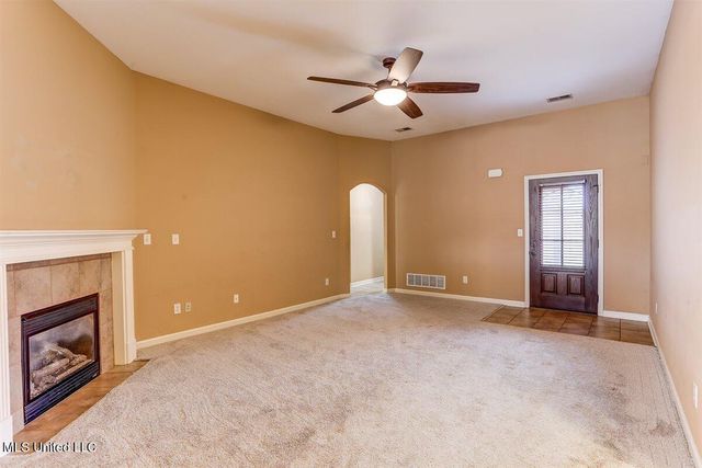 905 Fairway Pointe Cove, Hernando, MS 38632