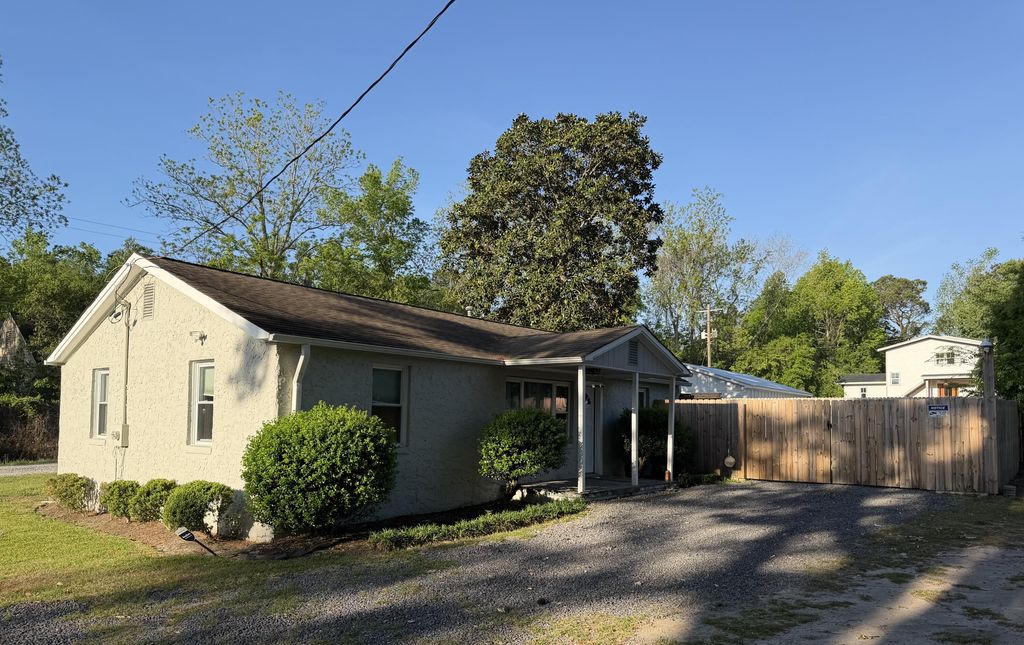 775 Riverland Drive, Charleston, SC 29412
