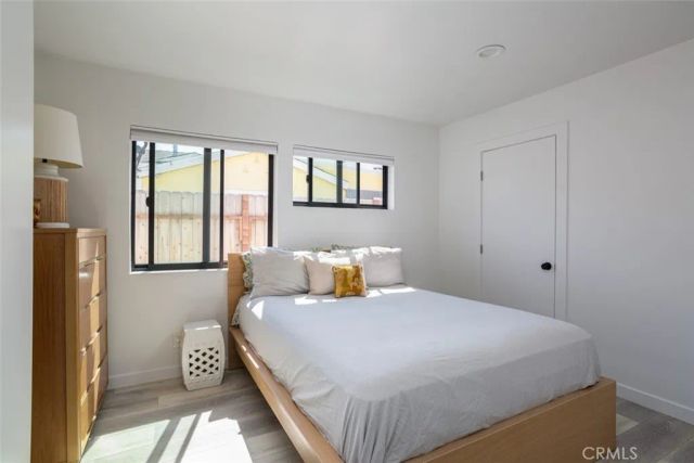 2097 Maple, Costa Mesa, CA 92627