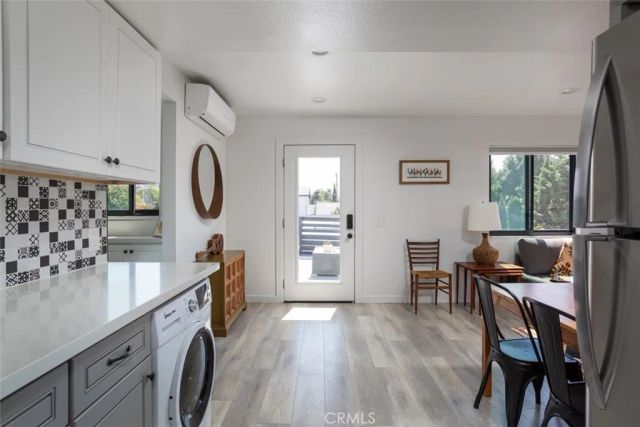 2097 Maple, Costa Mesa, CA 92627