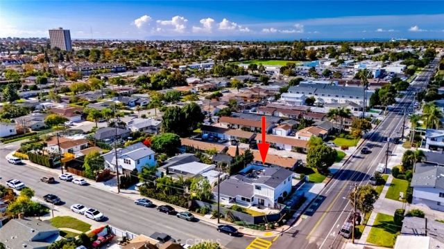 2097 Maple, Costa Mesa, CA 92627