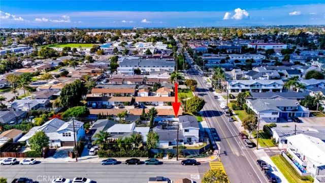 2097 Maple, Costa Mesa, CA 92627