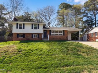 3609 Arrowwood Drive, Raleigh, NC 27604