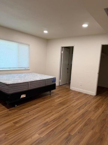 11651 Poplar Street, Loma Linda, CA 92354