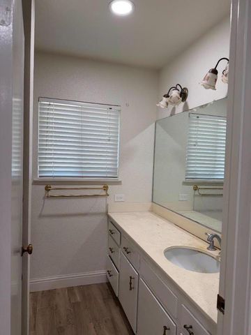 11651 Poplar Street, Loma Linda, CA 92354