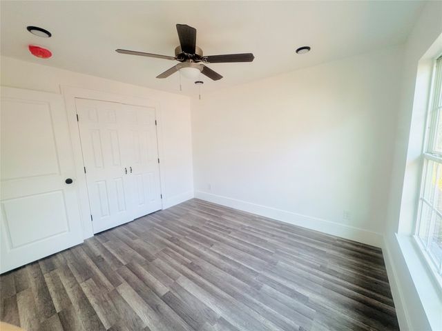 1706 N Wilhite Street, Cleburne, TX 76031
