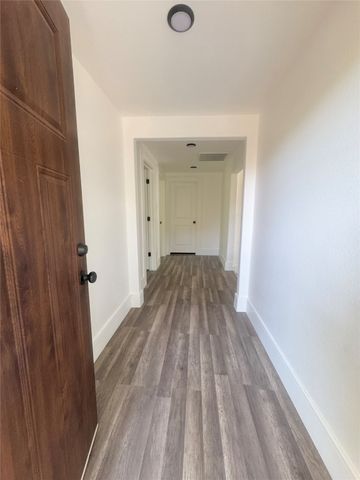 1706 N Wilhite Street, Cleburne, TX 76031