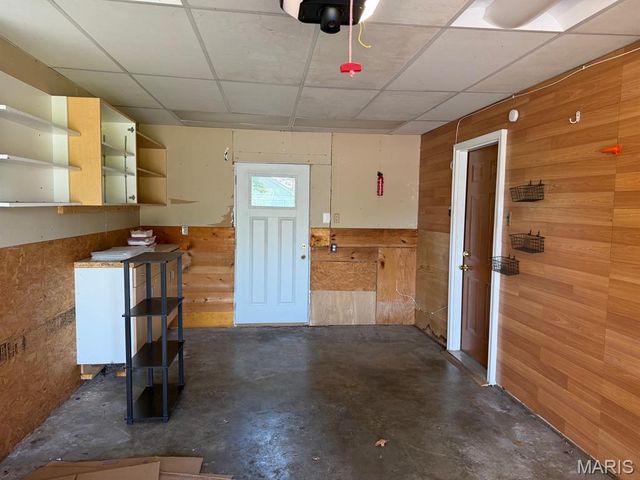 8 Wayne Street, St Charles, MO 63301