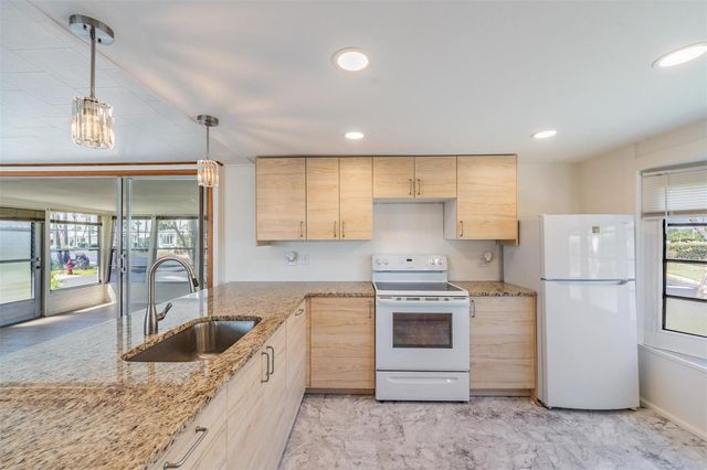 4851 W GANDY BLVD B7L46, Tampa, FL 33611