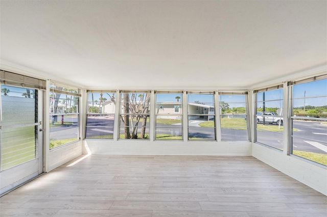 4851 W GANDY BLVD B7L46, Tampa, FL 33611