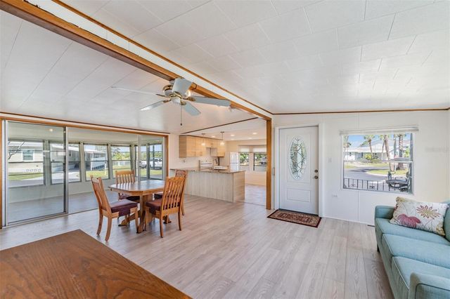 4851 W GANDY BLVD B7L46, Tampa, FL 33611