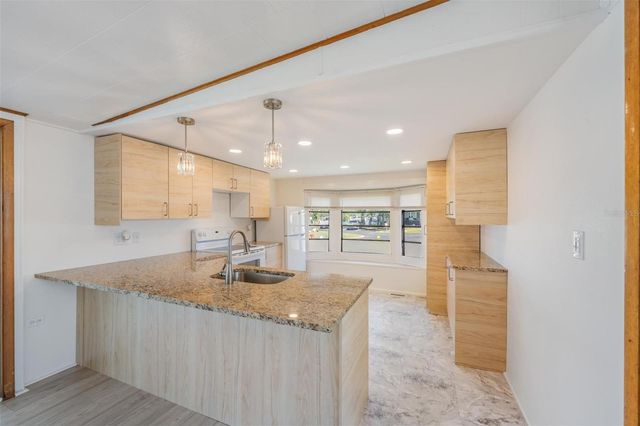 4851 W GANDY BLVD B7L46, Tampa, FL 33611