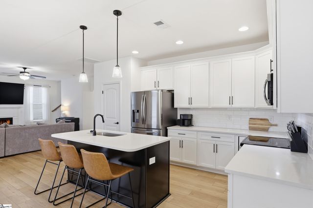 109 Wakelon Drive, Greer, SC 29651