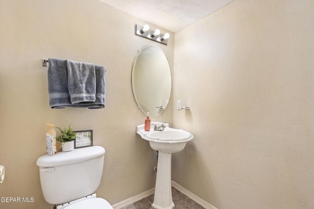 5950 Katelyn Gray Circle, El Paso, TX 79924