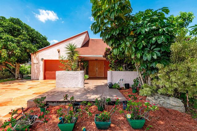 4961 SW 94TH Avenue, Cooper City, FL 33328