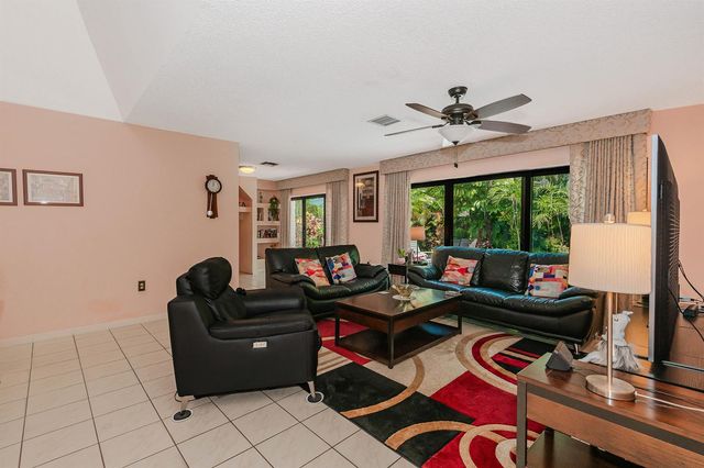 4961 SW 94TH Avenue, Cooper City, FL 33328