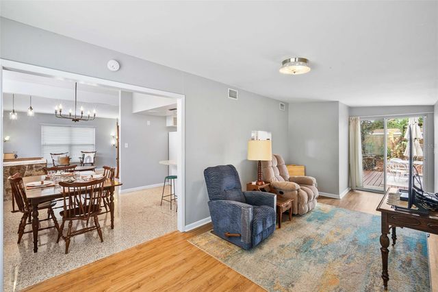 6010 N GUNLOCK AVENUE, Tampa, FL 33614