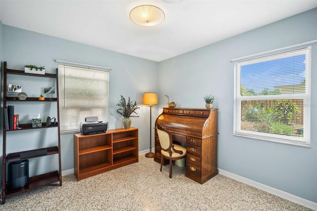6010 N GUNLOCK AVENUE, Tampa, FL 33614
