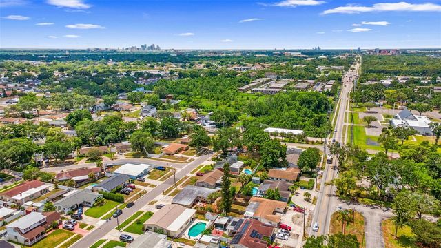 6010 N GUNLOCK AVENUE, Tampa, FL 33614