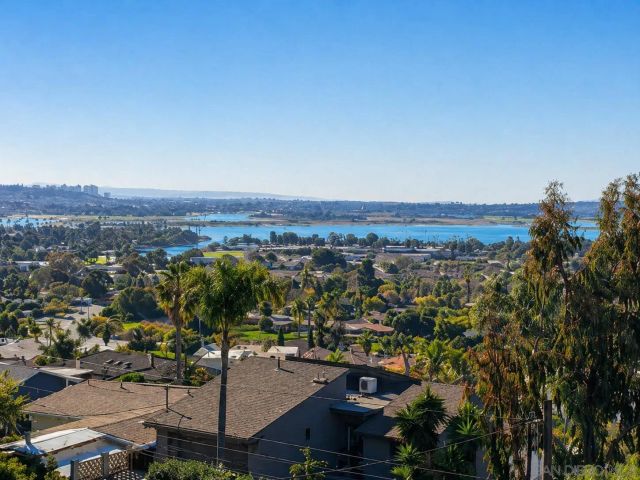 2415 La France St., San Diego, CA 92109