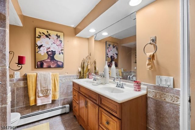 1522 Bower St, Linden City, NJ 07036