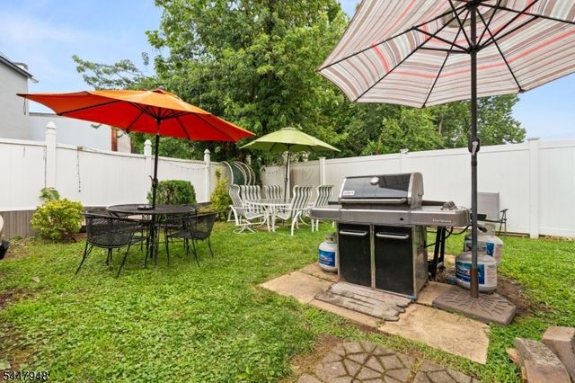 1522 Bower St, Linden City, NJ 07036