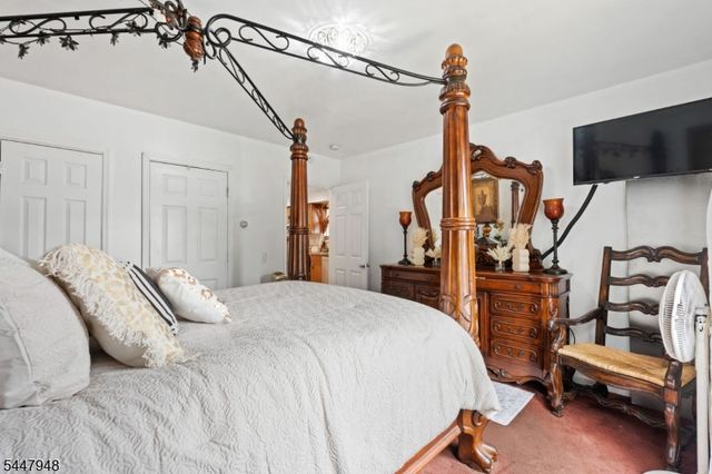 1522 Bower St, Linden City, NJ 07036