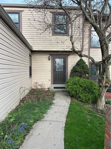 1117 Old Farm Rd, Cecil, PA 15055