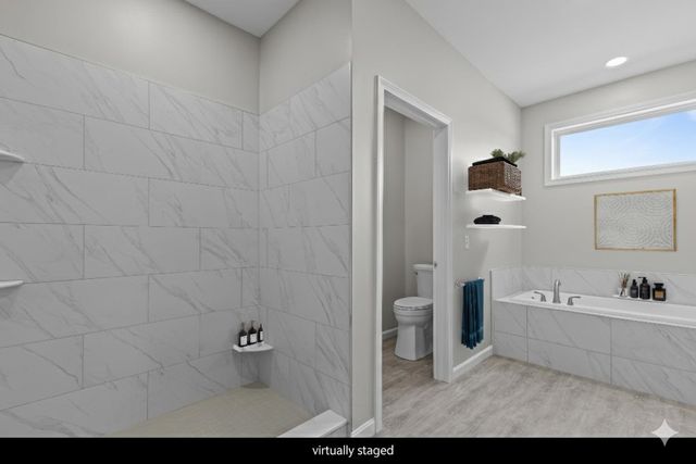 52 East Olive Street, Grand Isle, VT 05458