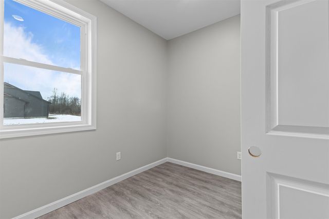 52 East Olive Street, Grand Isle, VT 05458