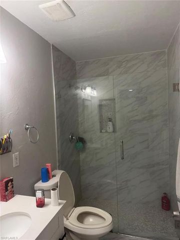 214 Daleview AVE, Lehigh Acres, FL 33936
