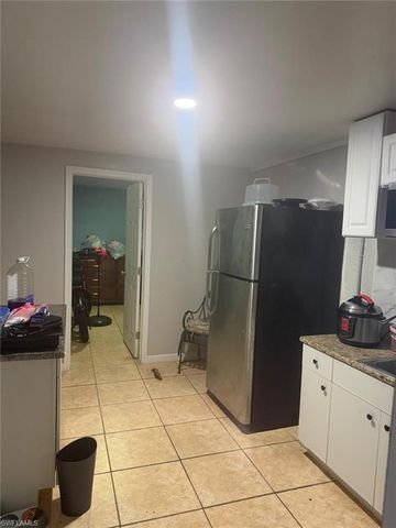 214 Daleview AVE, Lehigh Acres, FL 33936