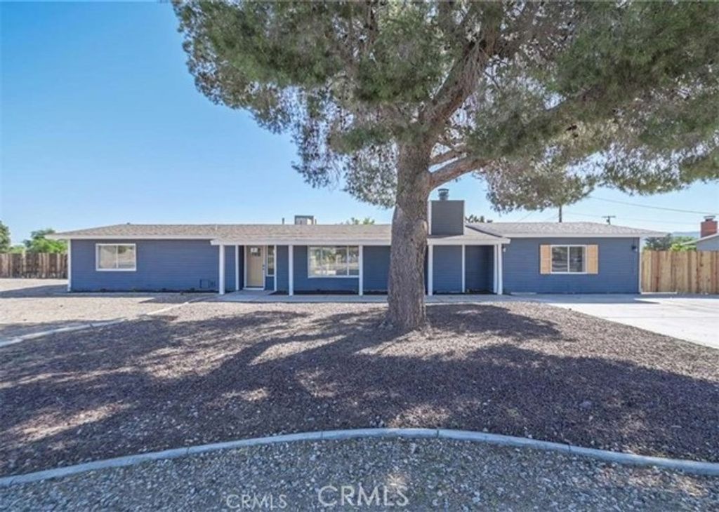21006 Pine Ridge Avenue, Apple Valley, CA 92307