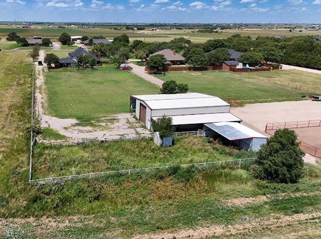 7602 County Rd 3300, Idalou, TX 79329