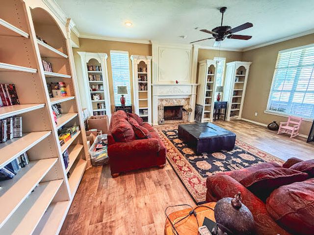 7602 County Rd 3300, Idalou, TX 79329