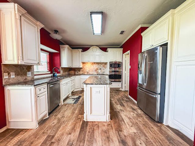 7602 County Rd 3300, Idalou, TX 79329