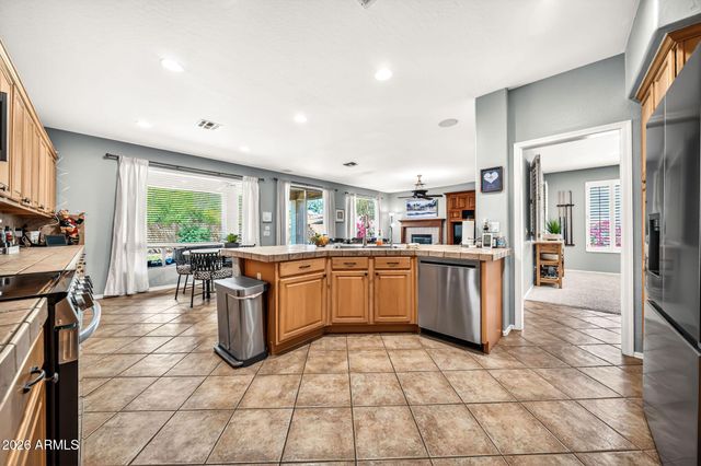3359 W OWENS Way, Anthem, AZ 85086