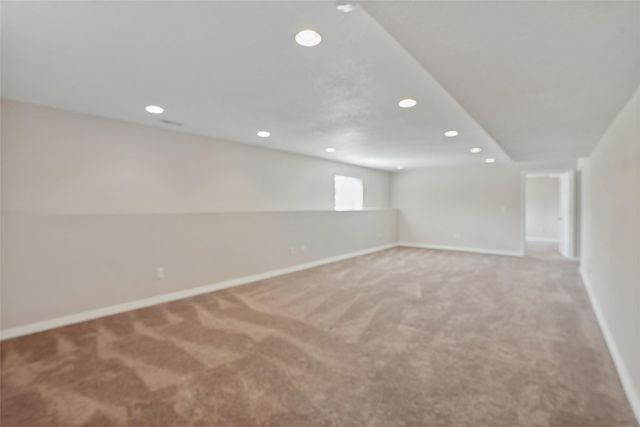 2627 Bent Ridge Court, Des Moines, IA 50320