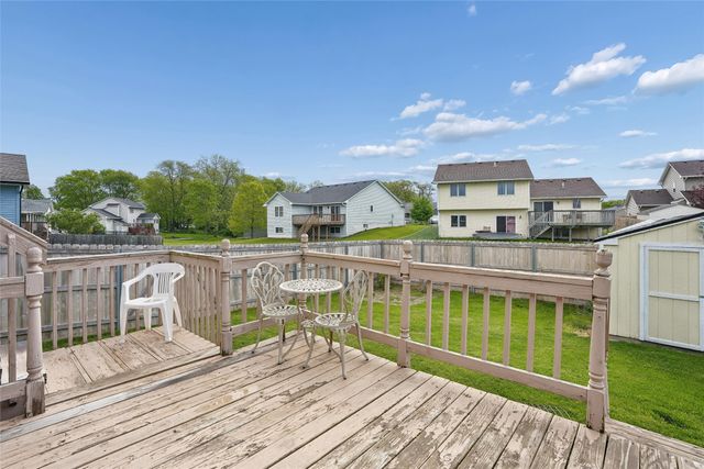 2627 Bent Ridge Court, Des Moines, IA 50320