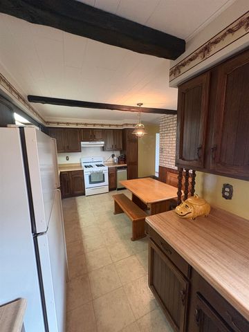 1891 W Moore Road, Spaulding Twp, MI 48601