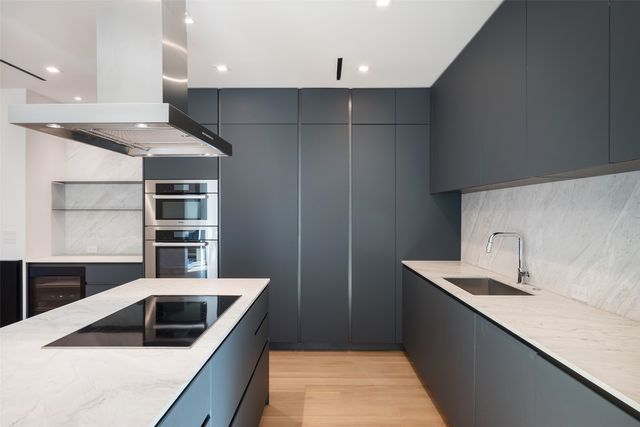 3515 Edgewater Street, Dallas, TX 75205